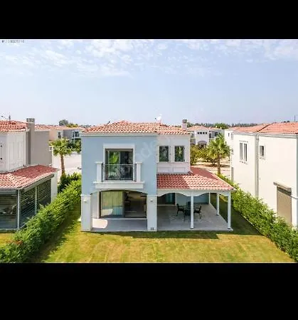 Muestakil Kusadası